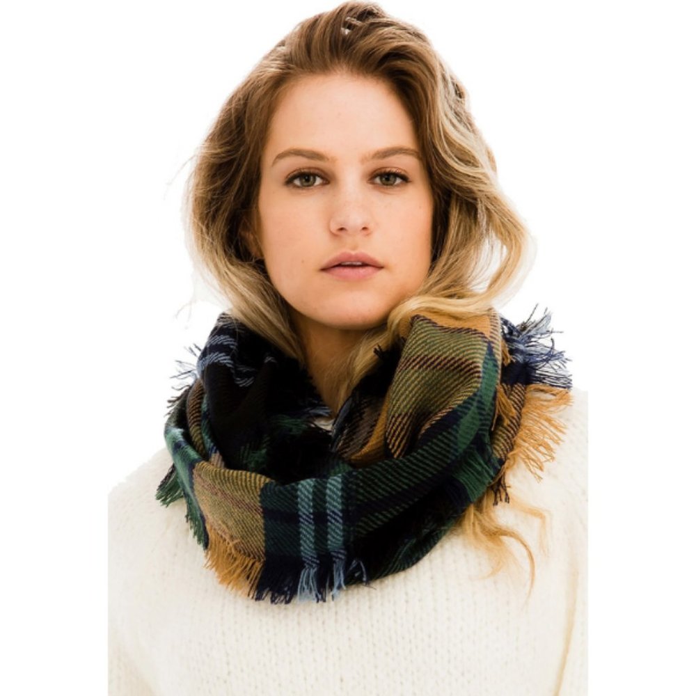 Plaid Infinity Scarf - Green/Navy